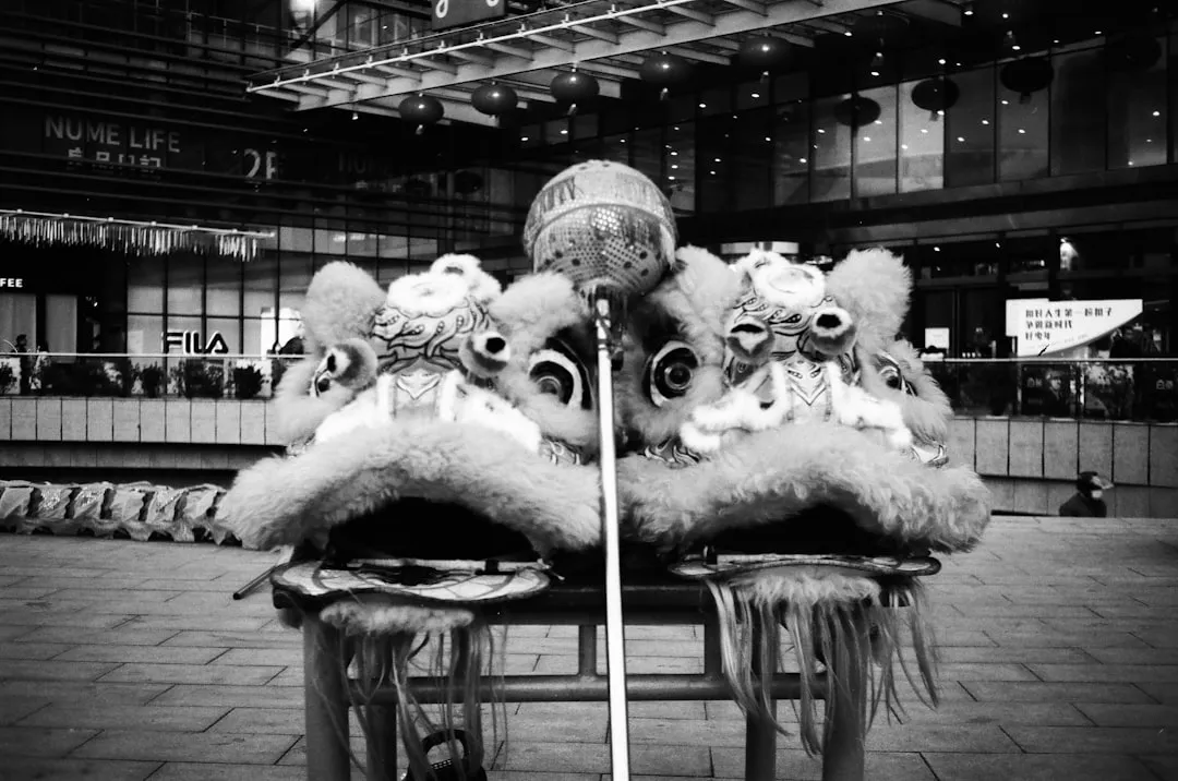 深圳商标注册与版权登记协同策略：构建知识产权壁垒全指南